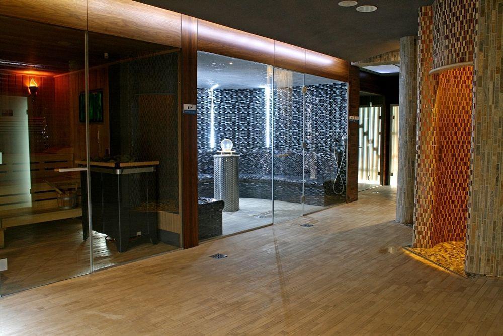 Ultra Marine By Zdrojowa Hotel Kolobrzeg Exterior photo