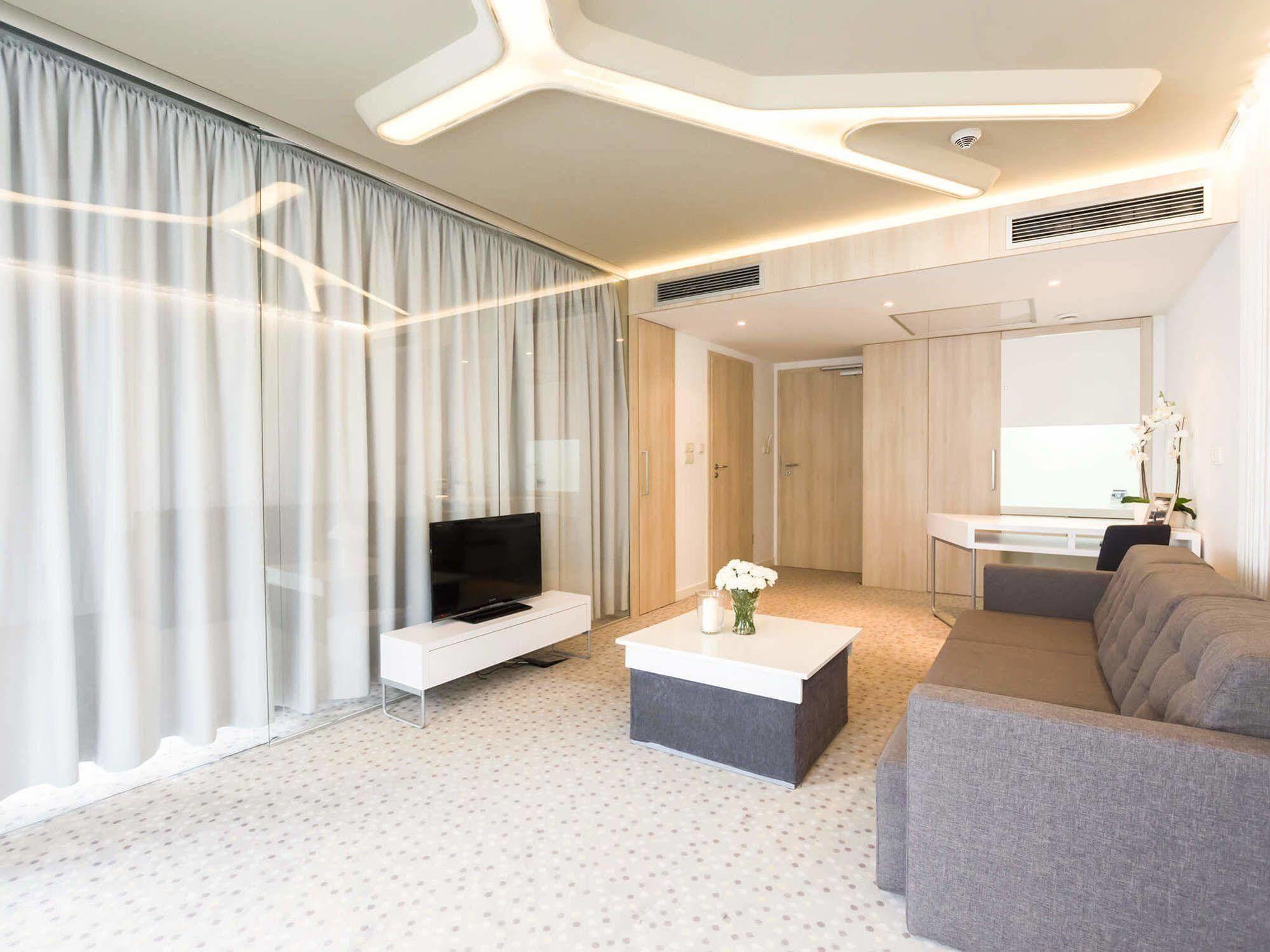 Ultra Marine By Zdrojowa Hotel Kolobrzeg Exterior photo